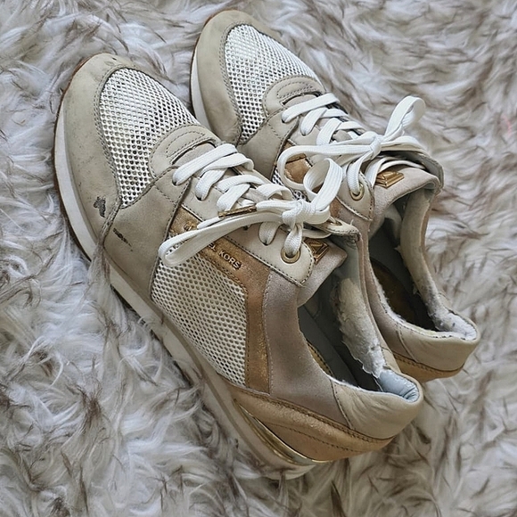 Micheal Kors Women's Billie Trainers Cream Colored Sneakers Size 9.5M🌴 - Picture 1 of 10